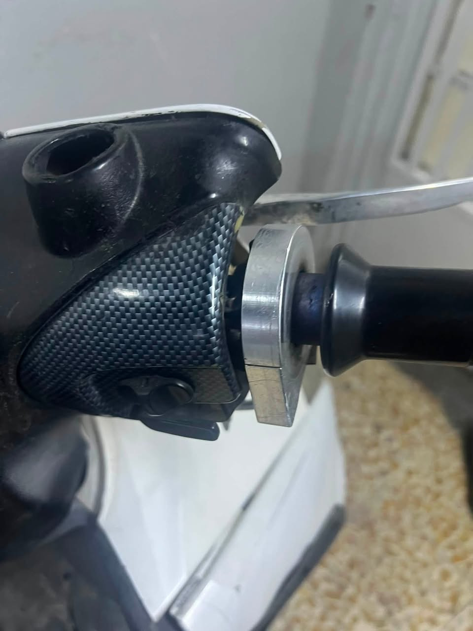سكنس نثيه كوم حديد طافيه مكطوع زنجيل
كهربائيات شغاله تايرات جدد بيه تزويد حلوه 
عنوان بغداد طالبيه قرب فلكه 83
سعر 300بيه مجال***********
