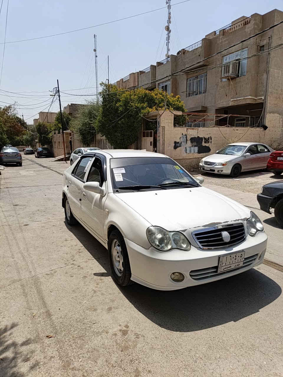 موديل 2013
بيها ثلاث قطع صبغ
سيارة جاهزة من كلشي تبريد ثلج 
شرط التحويل 
سعر 50 وبيها مجال بسيط 
عنوان حي السكر
رقم التلفون ***********
