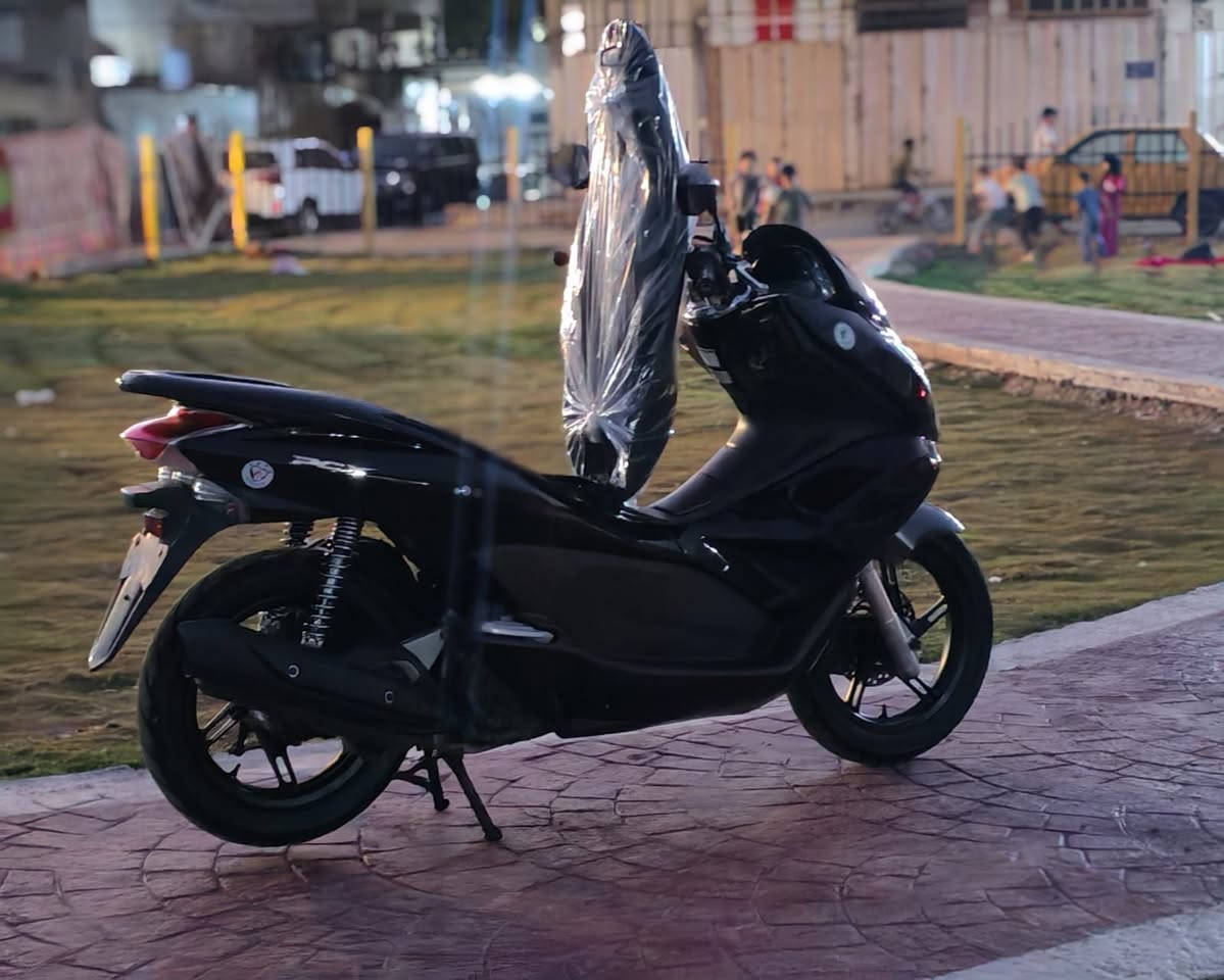 سلام عليكم....
دراجة (PSX)...(جيل الاول)  
🛵للبيع  
دراجة شلعه معدل كهربائيات كلهه شغاله 
دراجة جديده  بلادية
أي نقص مابيهة
جيب فيتر وتعال افحص
العنوان بغداد مدينه الصدر قرب مطعم ليمونة🍋 الاستفسار الاتصال على الرقم 📞 ***********
