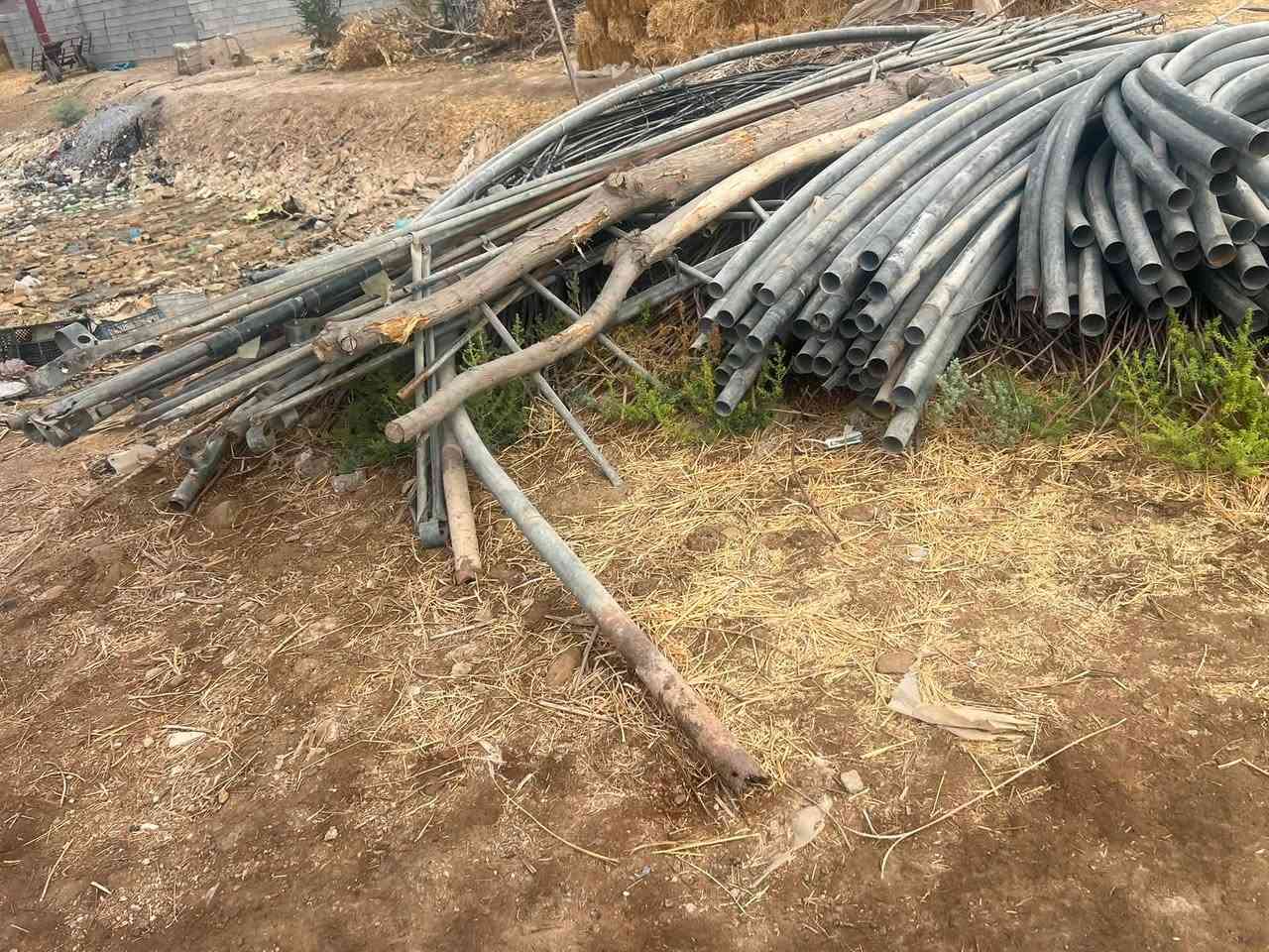 بيت زجاجي  24 قوس بس حديد ……….او 20 بيت ابو ال6 حديد أوكراني نظيف للبيع مكاني واسط صويرة للاستفسار
***********
