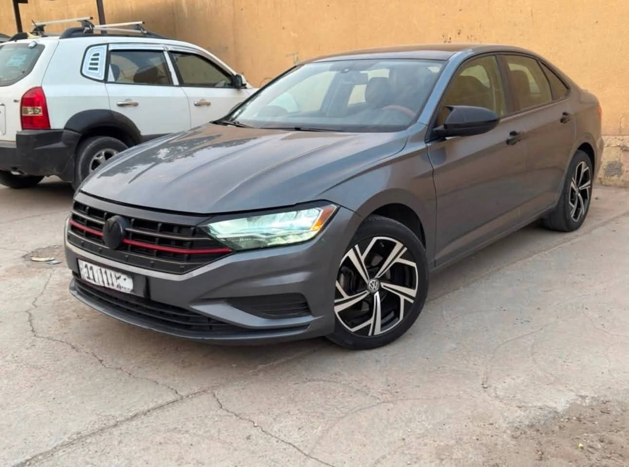 ‏( JETTA SE PLAS 2019 )
-‏76m ماشيه
-رقم انكليزي سنوية لـ2030 وهزه جديده
-باتري جديد تركي درجة اولى
-‏‎محرك 1400 TURBO اقتصادي ونشاط بنفس الوقت
-‏‎كير اوتو 8 نمر 
‏‎-وضعيات القيادة ( سبورت - نورمال - ايكو - عادي )
- بانوراما
- بصمة تشغيل
- بصمة ابواب 
- تشغيل واطفاء عن بعد
- قفل جام مركزي
- رادار امامي عدد 2
- رادار خلفي
- رادار جانبي
- مانع تصادم خلفي امامي
- اوتو ستارت - ستوب
- مثبت سرعة 
- نظام ترحيب
- توقف ذاتي 
- هاندبريك بصمة
- منظومة زنون بلادي
- ماسحات اوتو للامطار
- شاشه 8 انج لمس تدعم كار بلي ( ابل - اندرويد ) 
- سستم سماعات BEATS مع مضخم بعدني ماشاده
- كشنات جلد اسود
- تدفئة كشنات 4 مقاعد
- تدفئة ستيرن
- تدفئة مري
- تدفئه - تبريد بيانو منفصل
- اضائة LED اوتو ليلى نهاري
- بك لايت LED
- كامرة خلفية
- سترين حرف D
- فول تحكمات ستيرن
 
⭕️صرف البانزين لتفويله تمشيك  730 كيلو

⭕️حماوه انساها 200 وتبريد وبعز الحر اذا صعدت شعرايه رجعها

⛔️ضرر قطعة وحده
‏‎جاملغ امامي ايسر وراجع نفسه معدل بارد ومصبوغ بدون معجون بدون دواخل بدون ايرباك برده وحده فقط 
‏‎وضربه صغيره كد اصبعين بالبنيد خباثه كل ضررها من امريكا
‏‎وبارد باب خلفي 

 ***********

مكاني فلوجة
