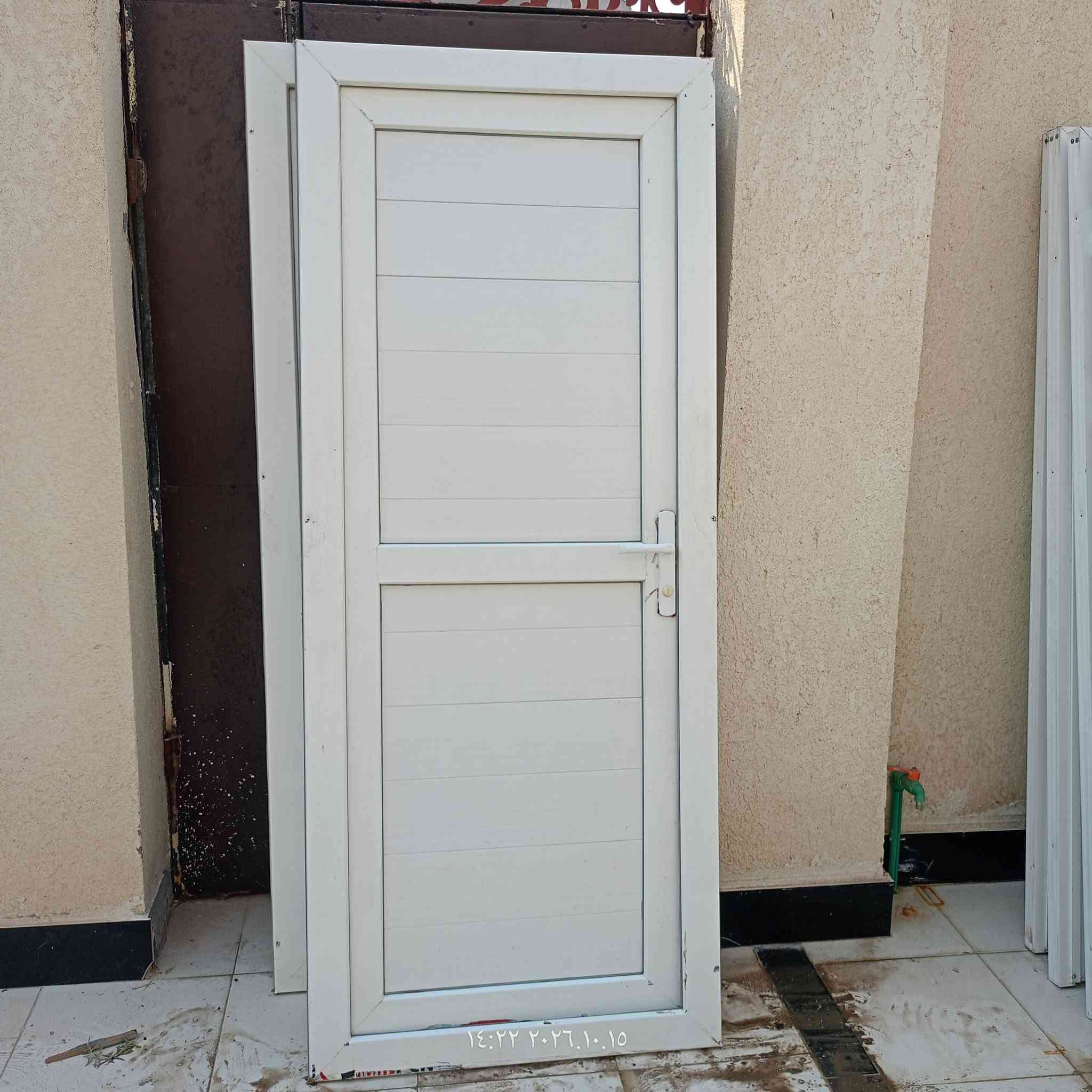 ابواب المنيوم • شبابيك PVC • نظيفات ٩٠٪