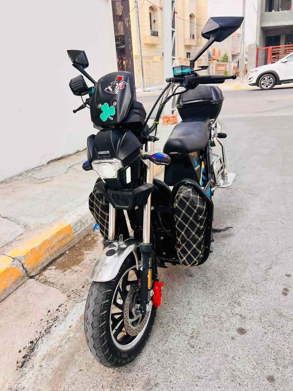 جبلي موديل ٢٥ 
نضافه فول 
6 بطاريات انتاج 26 ع الفحص 
جهاز نذار مانع السرقه 
السعر525 وبي مجال 
***********
‭***********
