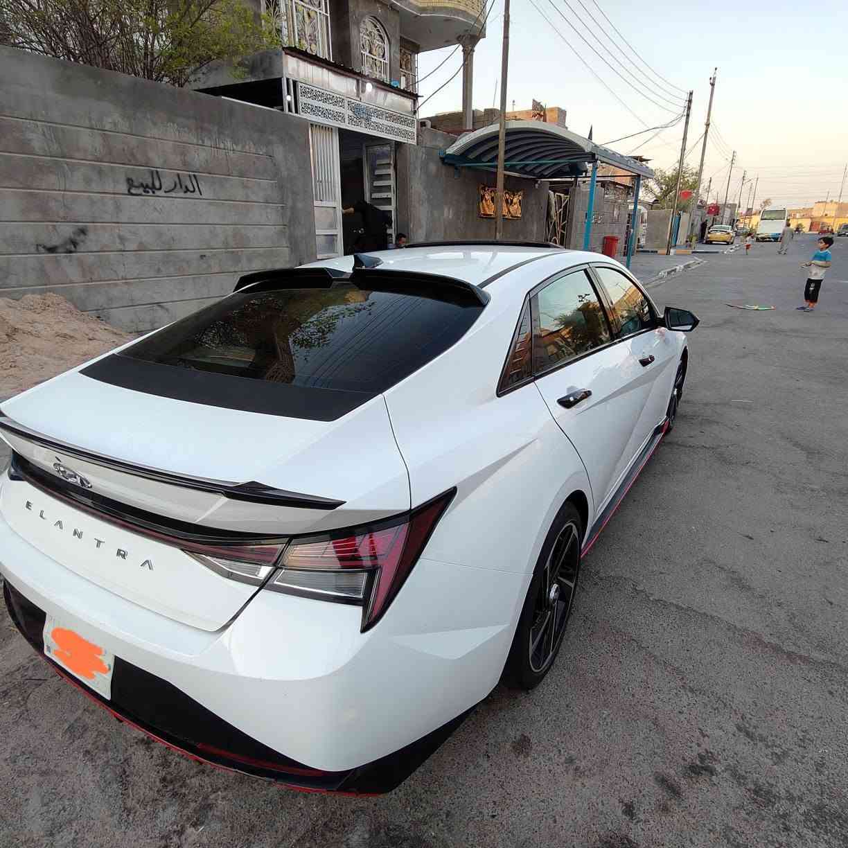 السلام عليكم هونداي النترا N سبورت 2021 رقم بغداد معوقين بعدلها سنه وصير حره سياره كفاله من صبغ فول مواصفات واحد على واحد مكان سياره بصرة سعر 125 وبيها مجال 
الستفسار *********** البصرة, العراق

