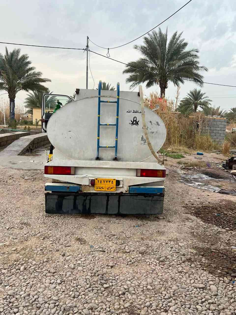 سلام عليكم دنكر ماء سياره نوع ازوزه مكفوله كفاله عامه مكان بابل. سعر 120وبيهه مجال حك جيه اي ستفسار تصل ***********
