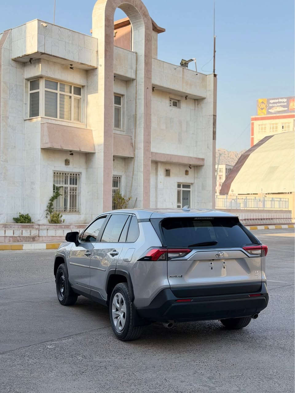 TOYOTA RAV4 2024 LE AWD✅

صبغ/بونيد بدون دواخل مكانين تعديل بارد

ايرباگ/ ستيرن طاك مرجع

ماشيه/26000Mile

سعر/دفترين وبيها مجال

مكان سياره عقره مدينة معارض معرض روژ✅

موبايل/ *********** واتساب فايبر

سياره نضيفه بدون اي مصرف جاهز!

و تحياتي للجميع❤️ اكر, نينوى
