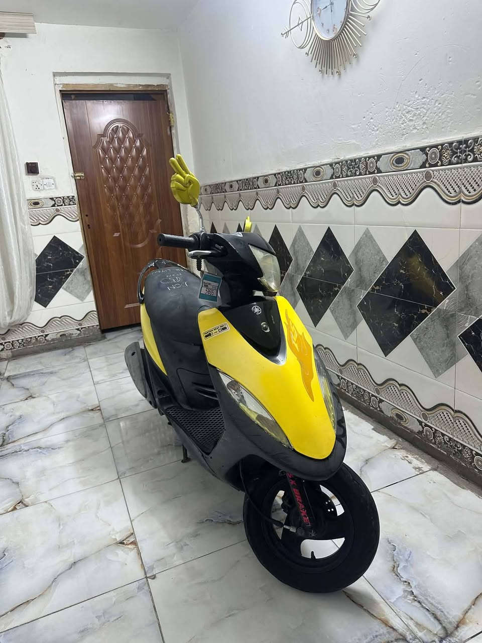 ماكس عدلة • سلف • بلادية