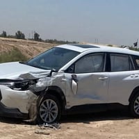 (( تويوتا كورولا كروس 2025)) رقم بغداد دولي بأسمي حادثها موضح بالصور ا...