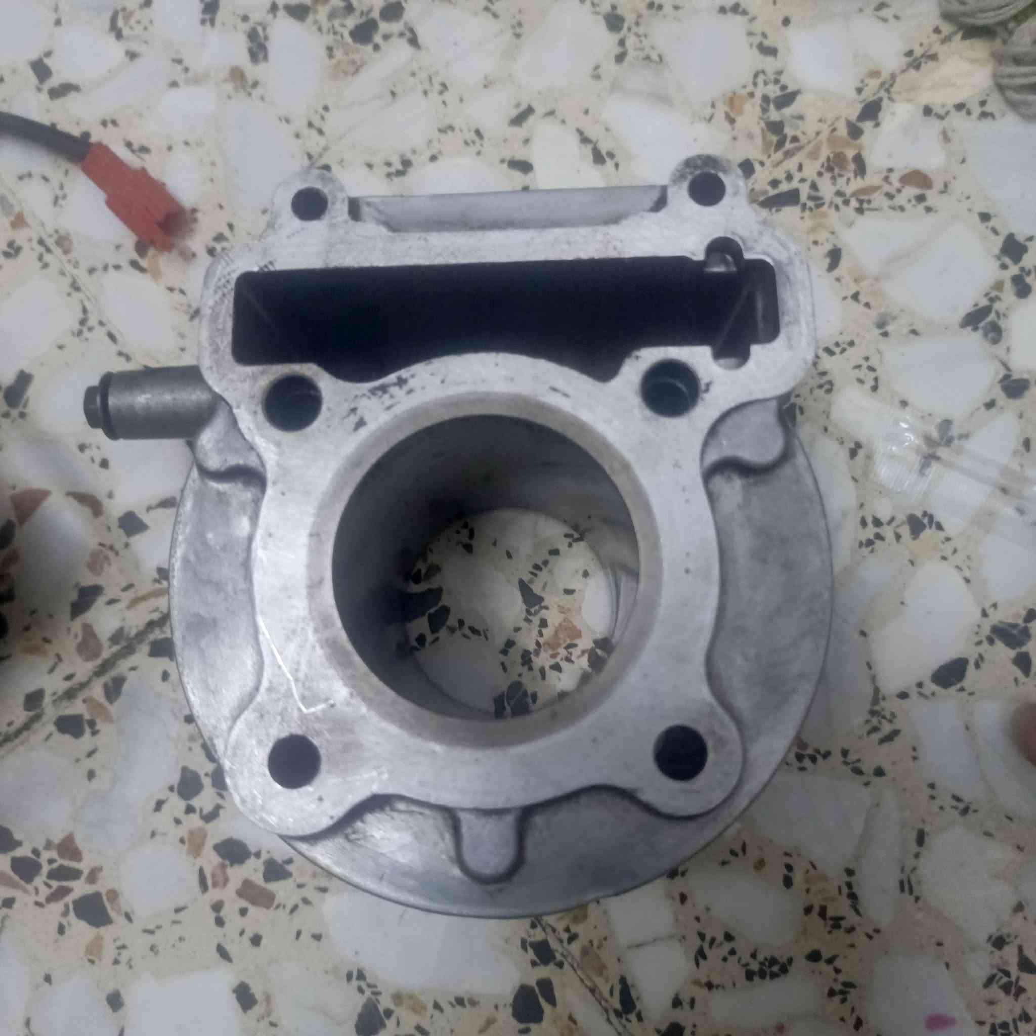 قطع غيار • لا تفاصيل • للبيع