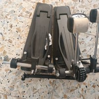 العنوان: دبل دوسة درامز (Double Bass Drum Pedal) نظيفة جداً للبيع 🥁الت...