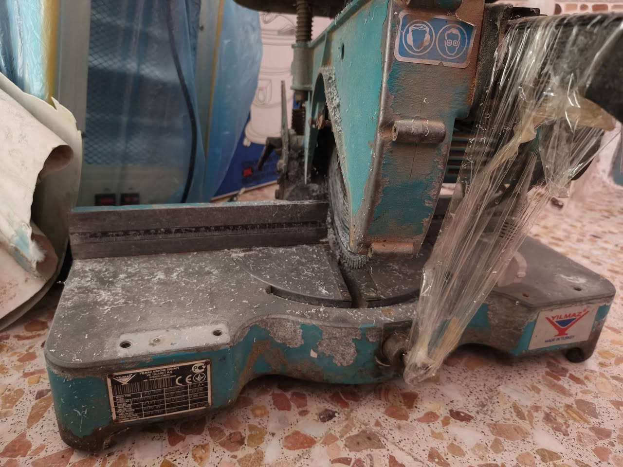 گتر يلمز للبيع+ الميز مالته العنوان الحله للاستفسار
***********

