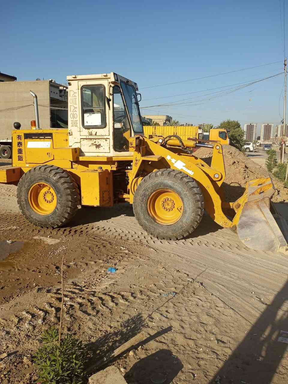 السلام عليكم شفل البيع كاوسكي حجم 50 و امروس حادله مطاطيه ام تاير عريض هذ رقم *********** *********** مكان بغداد
