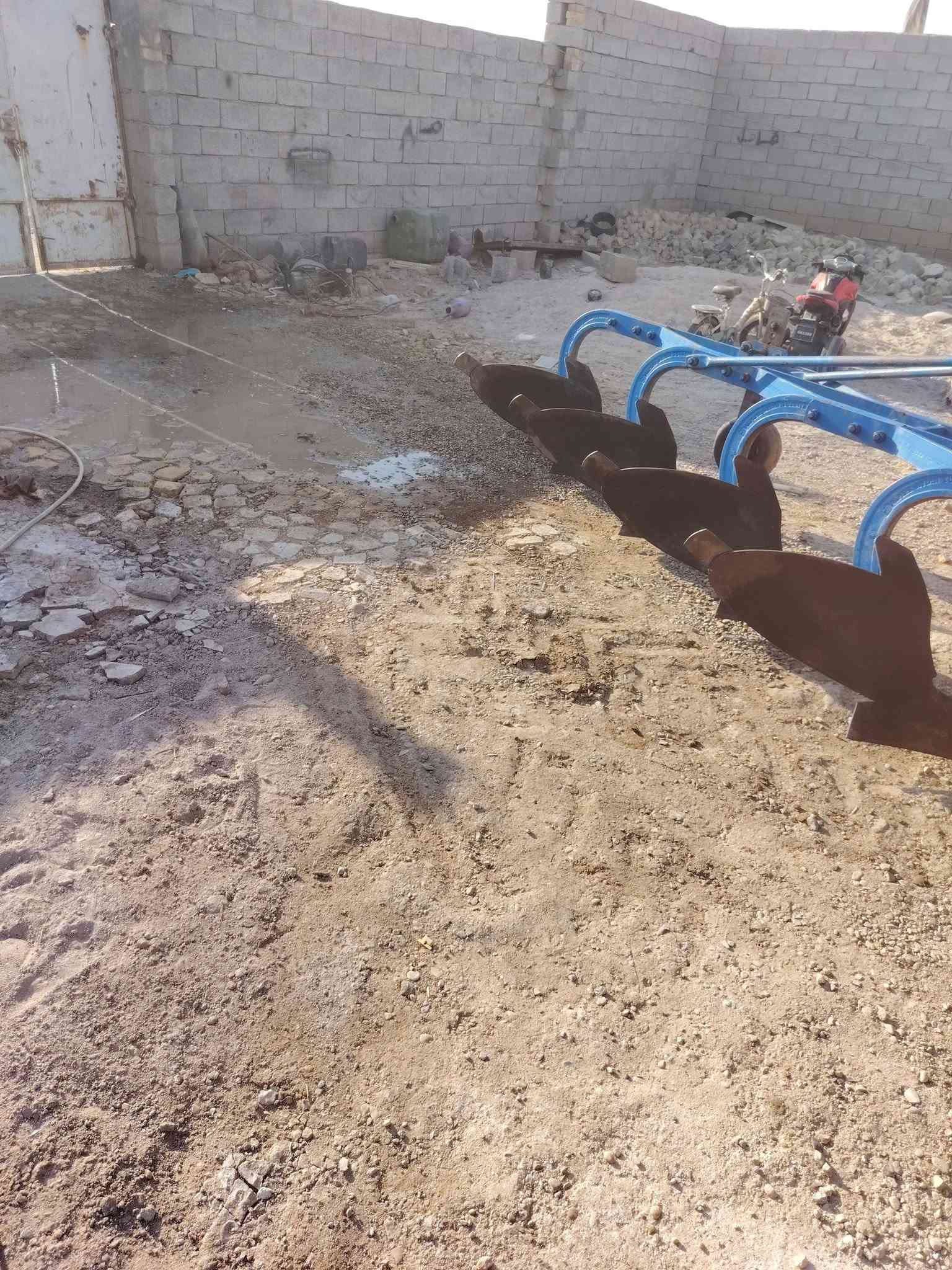 فدان ١٢للبيع رباعي كفاله عامه كله شركه موديل ١٤ ***********
