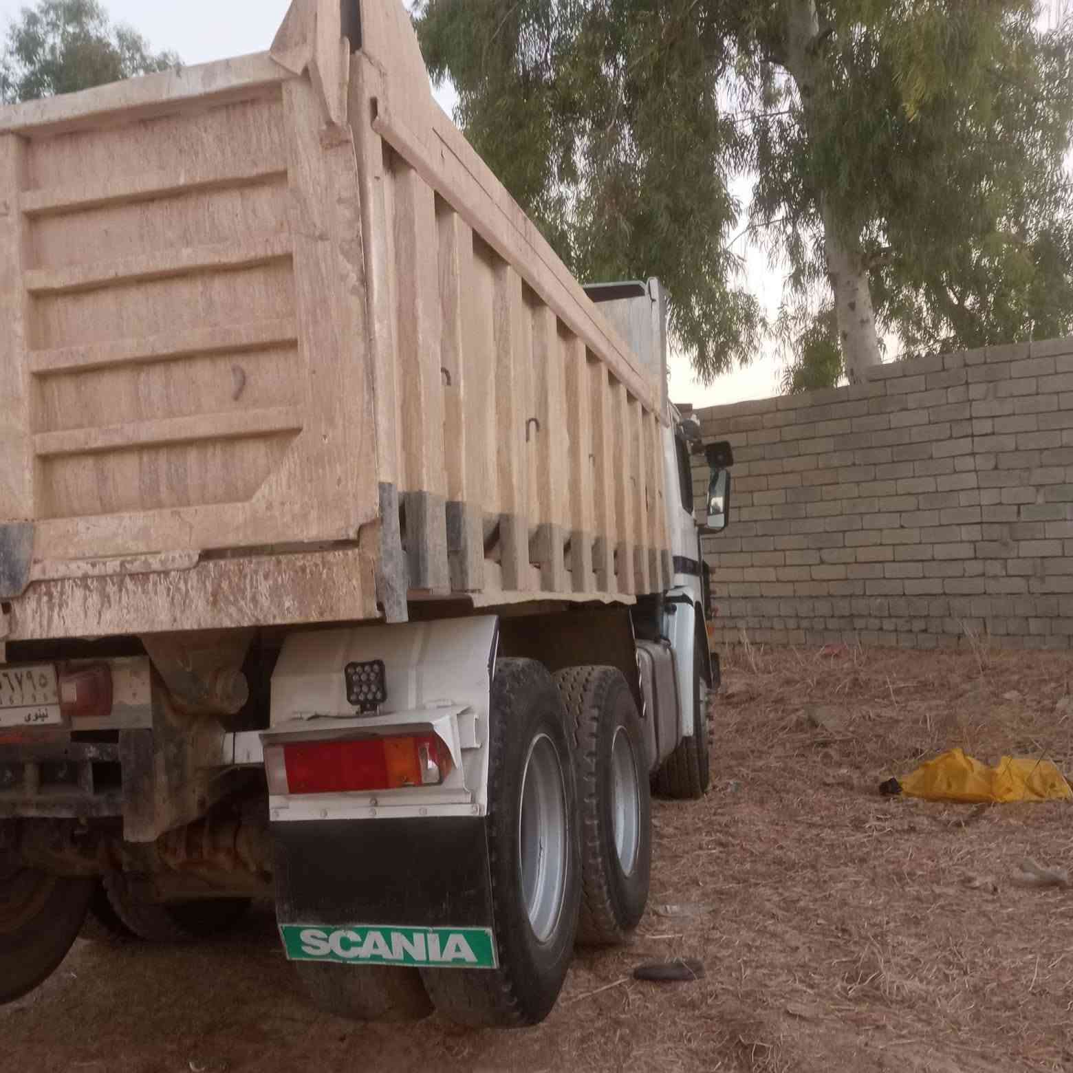 سكانيا محرك 12ونص شرط كير 5"5  شرط تايت 3زواج جديد بسمي حصه كاز السعر 135 المكان الموصل الموبايل ***********1
