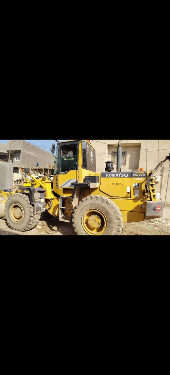 للبيع شفل كوماتسو حجم 270 موديل 2000 رقم اربيل الاستفسار عن هذا الرقم
***********

نص مكتوب في الصور:
- ٣٨