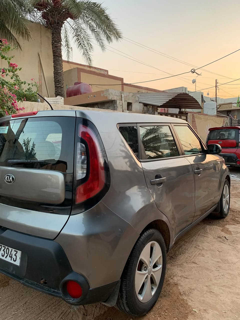 صول موديل ٢٠١٤ محرك ١٦٠٠ جديد كير ٥ نمر جديد حداديه جيده تحكم ستيرن جهتين و مثبت سرعه ونضام ECO التبريد نقصه فقط غاز السياره نضيفه وما متعوبه حادثها موجود الصور في السونار وبل عراق بيها شخط مو ضربه بابين وجاملغ عكس السايق
رقمها انكليزي جديد وسنويه ب اسمي جديده 
السعر خاص
***********
