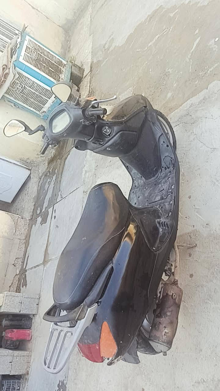 السلام عليكم دراجه سبيسي للبيع ماليزي شغاله مكاني الكوت الاحرار السعر 275وبيها مجال للاستفسار ***********

