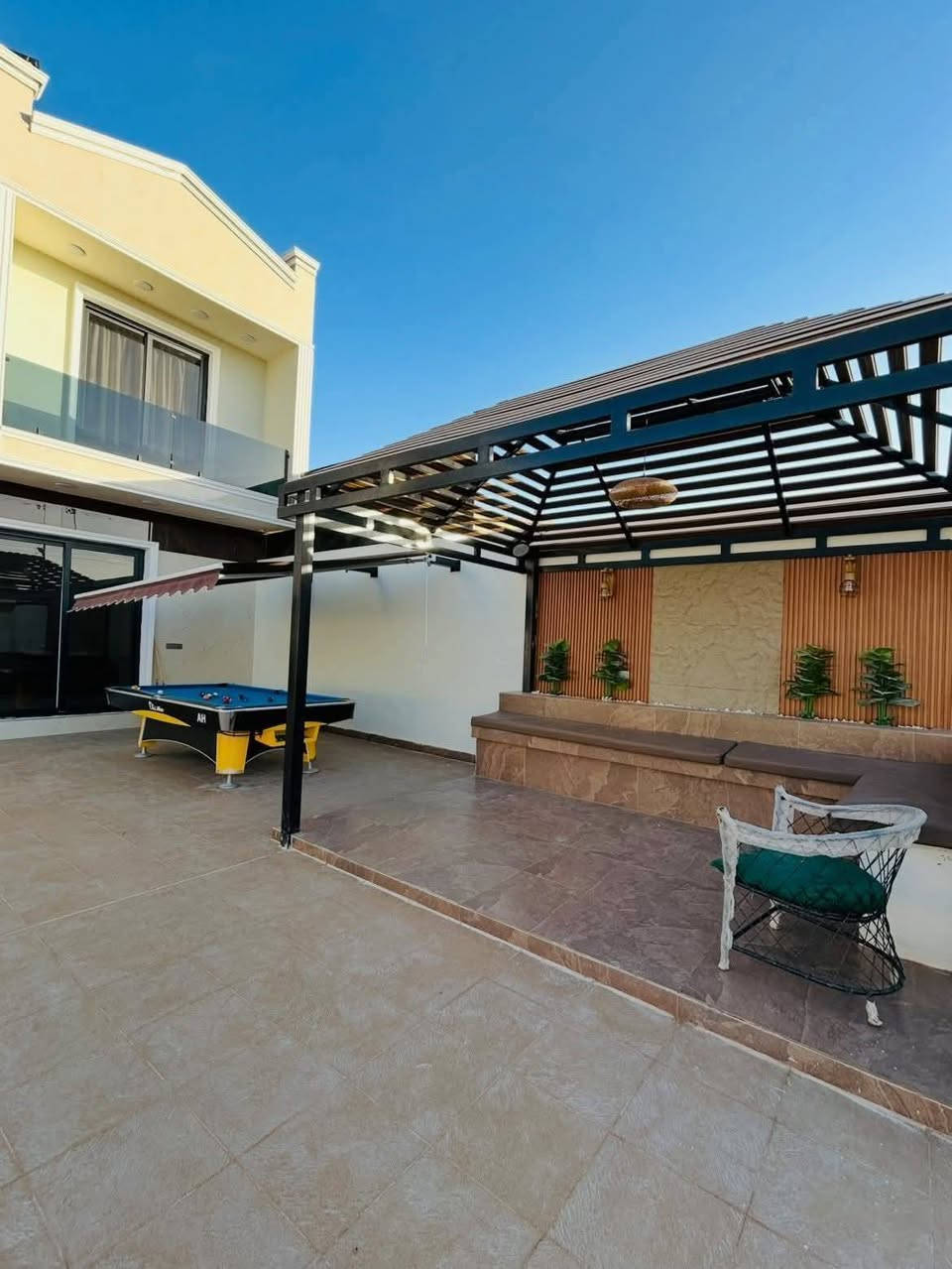 🌱مزرعه للايجار اليومي🌱
المزرعه  vip

العنوان 📍الدوره البوعيثه 

المزرعه موثقه بتطبيق اجرلي 

⬅️ملاحضه يتوافر حجوزات للحفلات مثل ؛

أعياد ميلاد _ خطوبه _اعراس :

  🔶️ مثاليه للراحه والونسه 

رجا  المحافظة على النضافه

لحجز  الاتصال ع  الرقم المثبت 

☎️***********
