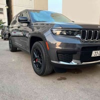 جيب گراند شيروكي  3600 4weel وارد أمريكي  ماشيه ٧٥ألف كيلو متر  بدون أ...