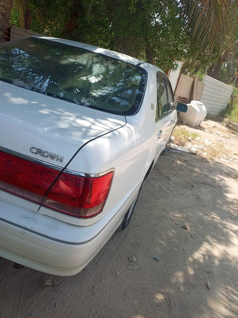 السلام عليكم من رخصت المدير ملكه ادوات لبيع موديل 2001 دكمتين سياره خير من الله السعر قفل 30 $ رقم مبايل ***********
