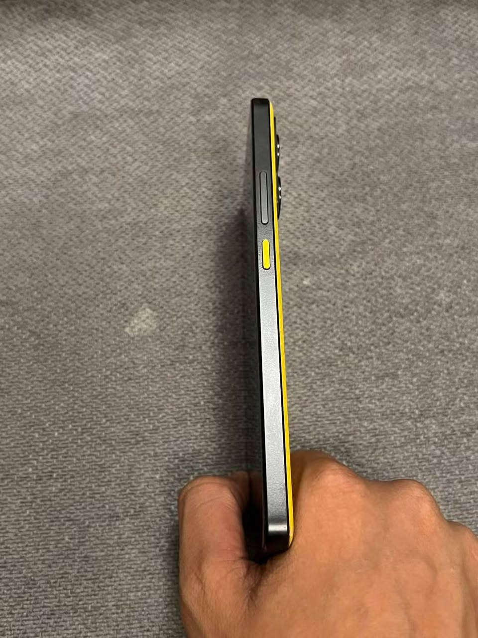 سلام عليكم حبايب
للبيع عندي بوكو X6 Pro 5G آخو الجديد كفاله عامه من كلشي نضافته 100% شخط مآبي حاله حال الجديد 

نضيف كلش و على الفحص لا مفتوح ولا مصلح 

ذاكره 512 و الرام 24 ببجي 120fps جهاز نضيف من كلشي و إنطي بي ضمان على الفحص 

بدون غراض حبايب بس جهاز جديد كلش 

سعر 325 ألف بي مجال حك الجيه 

مكاني كركوك الحويجه/ رقمي *********** بي واتساب 

ماكو توصيل
