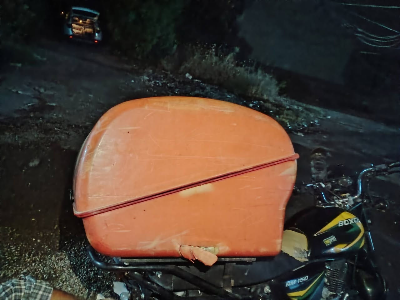 بوكس دلفري جكات ٧٥ الف قفل نضافه ٩٠ بل ١٠٠ (***********)
