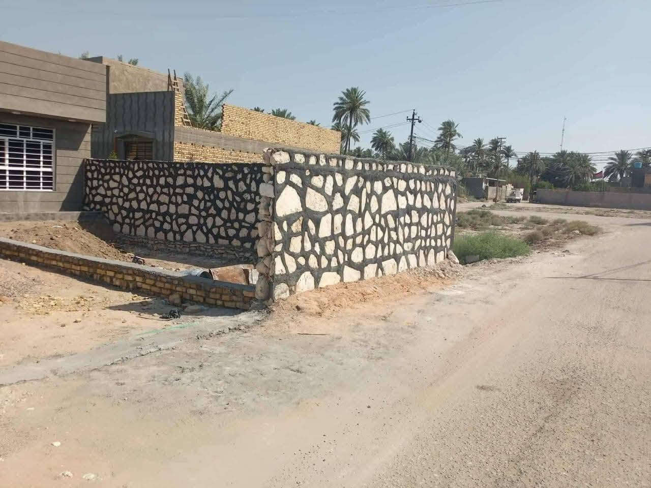 بناء • حجر • كرسته