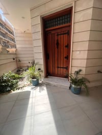 زيونة ٧١٦ • ١٦٠م • ٥ غرف