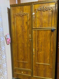 محل للبيع • شهربان