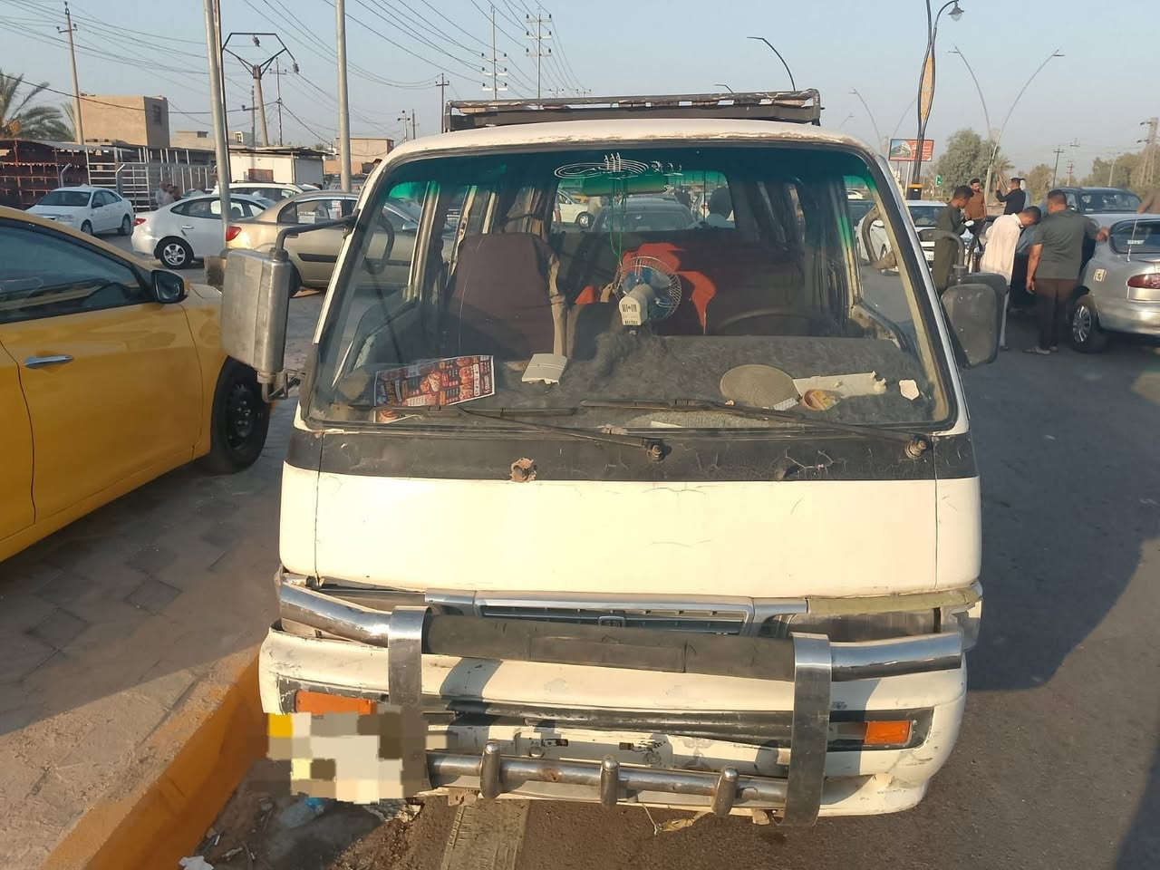السلام عليكم
نيسان 14راكب للبيع  باسمي ثاني يوم اتريد احول 
محرك كيه بنكو جديد 
تخم تاير جديد 
باور ستيرن جديد  
درع امامي وخلفي وسيبايه/حمل
سياره خير من الله تمام التمام
كان عملها فقط خطوط للمدارس
العنوان ديالى -الخالص -السوق
و ايضا متواجد الجمعه والسبت العصر في معارض السيارات في الحديد تقاطع القدس
السعر المطلوب $32 

وللاستفسار اكثر هذا رقمي
ابوضرغام ***********
