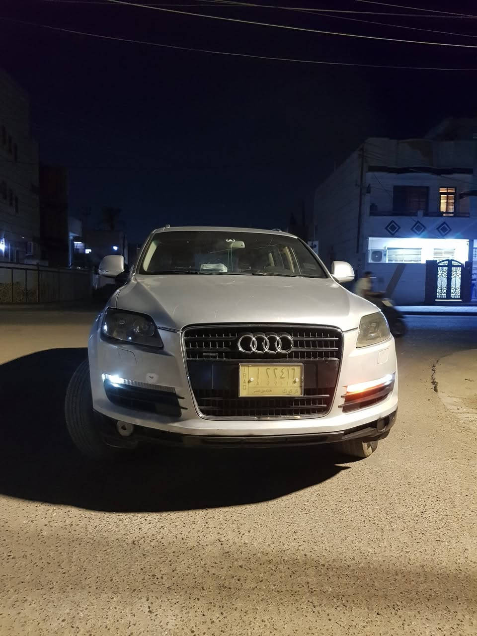اودي q7 2007
اعادة نشر سيارة قانون 48 واليعرف القانون يفتهم قصدي (كمرك فقط) مو ادوات  اصولي كفاله من الكص والسرقه والعشاير كفاله شاصي ولغود رقم كركوك الماني
سيارة كامله على اخر حبايه مكينه كير بل جيس صدر جديد نقصها فقط تبريد وشاشه مال مسجل صاحبها بديالى 
سيارة مكانها بغداد
سعر 35 وبيها مجال بسيط بيع و مراوس
***********
