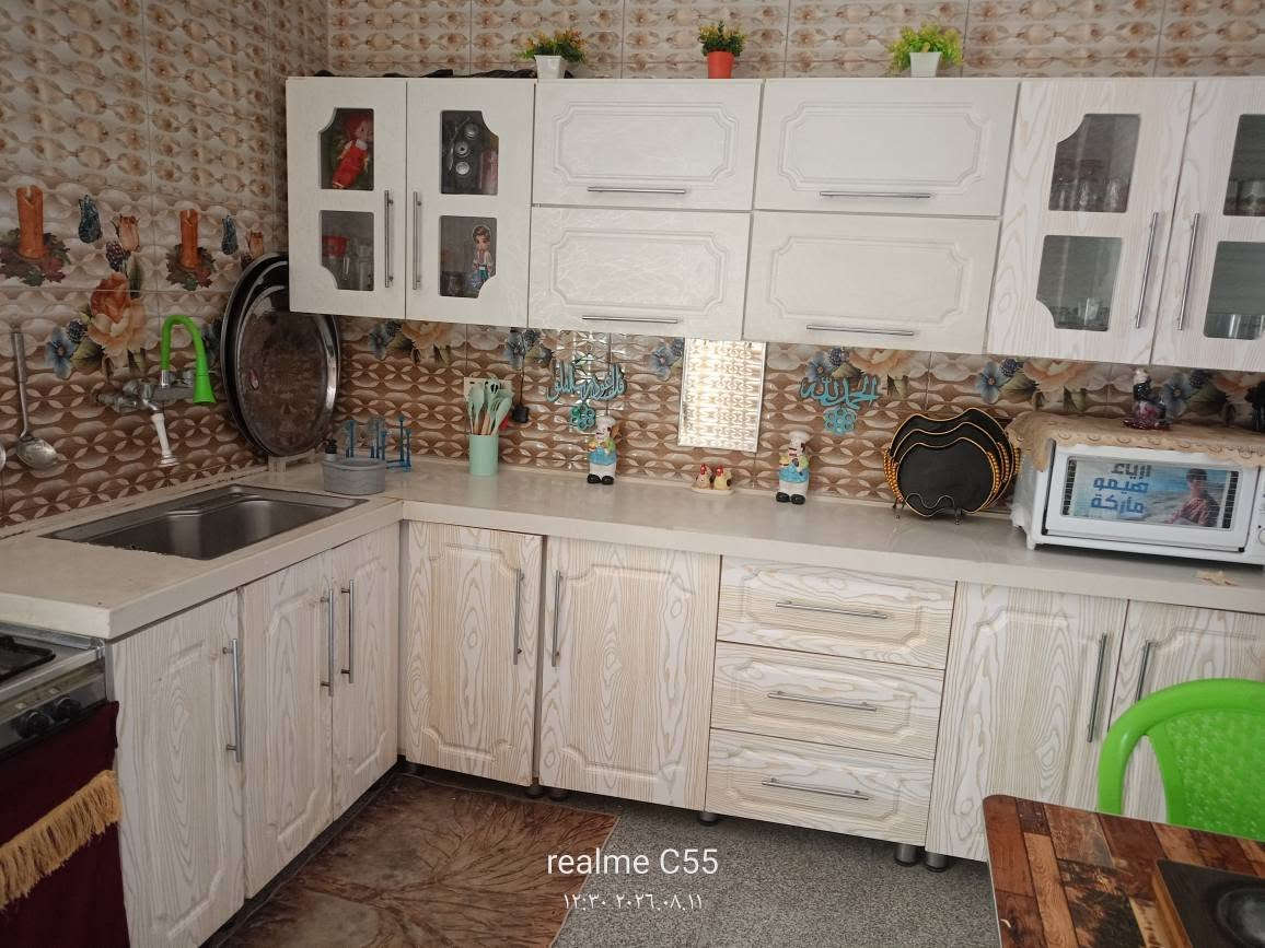 كاونتر اج دي اف المكان واسط قضاء الحي بحاله جيده قطعتين +سنك  الكاونتر مرمر كوارتز *********** الحال, واسط
