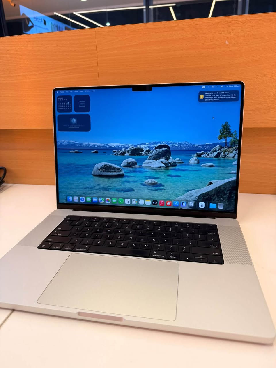 ماك بوك برو • M1 Pro • ١٦ انج