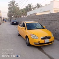 اكسنت ٢٠٠٩ • خليجي • فتحة سقف