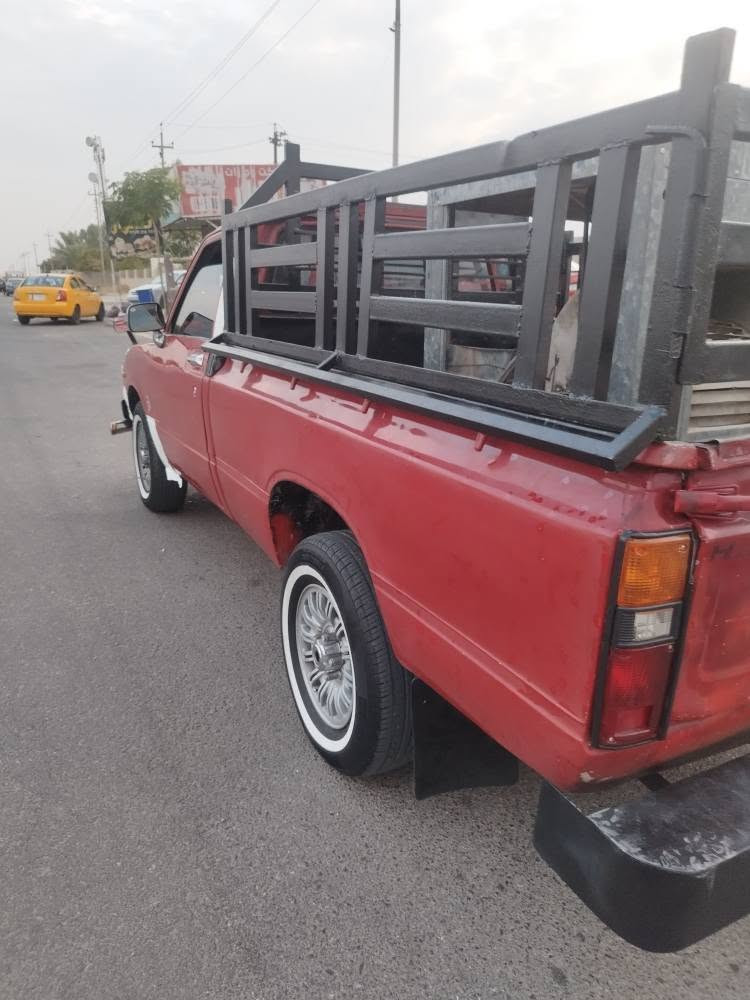 بيكم موديل 82 گير ومحرك ونجي ياباني گير اوتوماتيك بطاقة بانزين بيها رقم كركوك مشروع وطني سنوية لل28 شرط التحويل سيارة معمره ع شاصي بس الجناي يعرف شنو تعمير ع شاصي مابيها نقص برغي السيارة احلى من الصور سعرها 50 عنوانها كركوك رقم الهاتف ***********.... ملاحظة اكو مثلها حتى ب10 اوراق بس كلشي بسعره السيارة متعوب عليها كركوك, العراق
