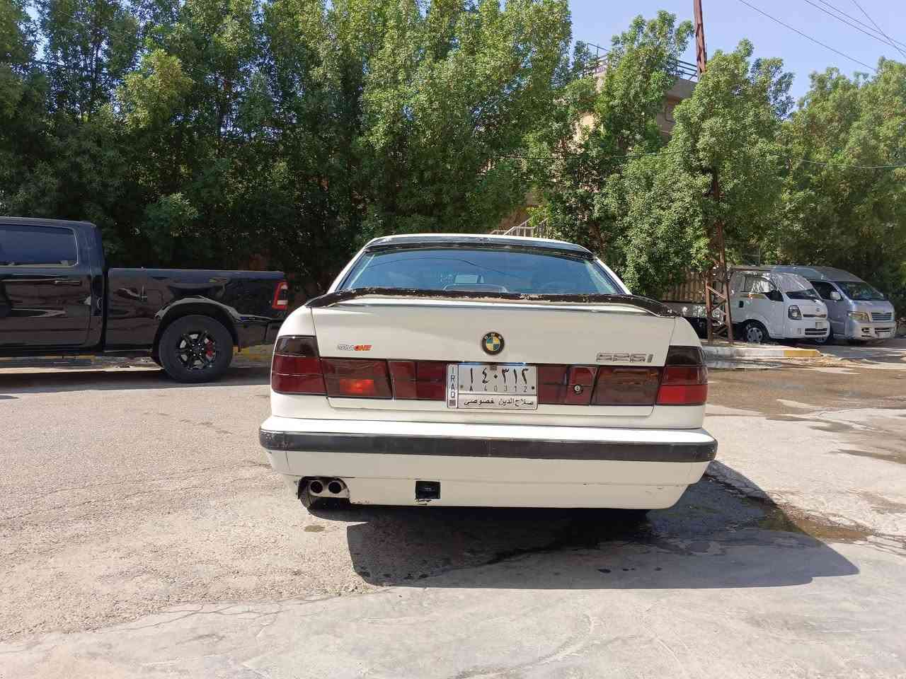 السلام عليكم 
BMW 525i
بيع او مراوس 
موديل 1993
كير اوتوماتيك ادامه كامله 
تبريد 
مكينه 528 تك فانوس 
ادامه كامله 
بياع شراي ليخابرني 
تحويل مباشر 
المنصور 14رمضان 
*********** واتساب او خاص
