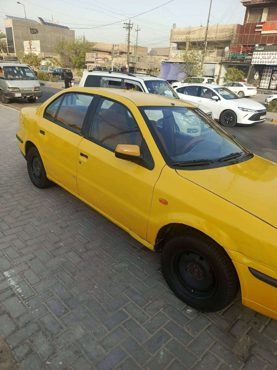 سلام عليكم سمند للبيع موديل ٢٠٠٩ كير محرك كورلا تخم تاير جديد محرك وكير جدد تبريد شغال مصفرة هئية وغرامة تحويل ثاني يوم سعر 35 وبيها مجال  مكان سياره بغداد البياع تصال سياره لأضربه ولا تبديل رقم الهاتف ***********
