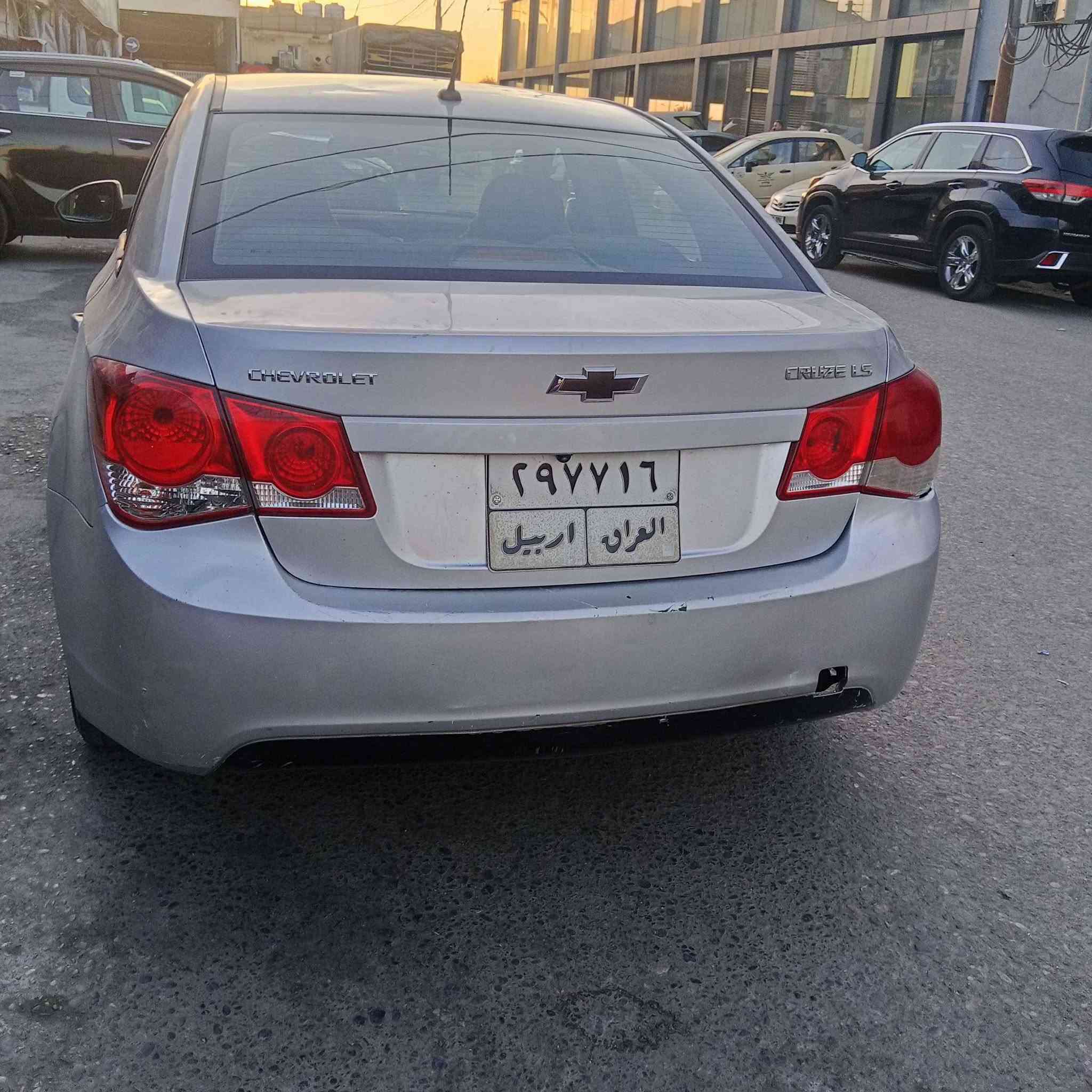 شوفرليت كروز موديل ٢٠١٢ محرك ١٦ أوبترا عليها 
سياره كير توماتيك كيرومحرك وتبريد بشرط 
سياره رقم اربيل بس موجوده بدهوك 
تحويلها بشرط 
اربع قطع صبغ بدون دواخل 
جاملوغين امامي مع بونيد وباب ورا سايق
مكانها دهوك تحويلها بشرط 
قماره هم بيها بقصات 
سعرها ٥٨ ورقه وناقص ٥ غرامه كاميرات
*********** واتس اب دهوك, العراق
