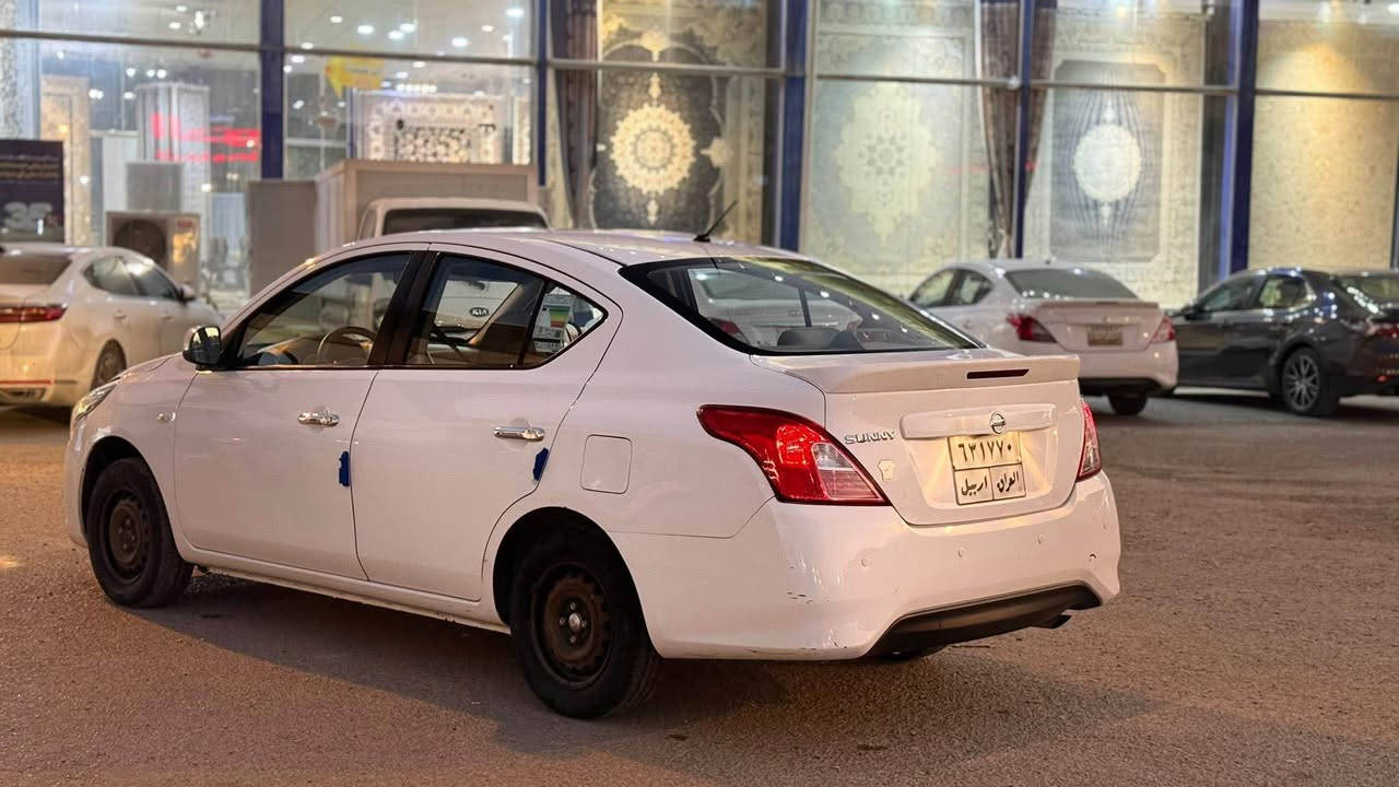 نيسان صني هنديل موديل ٢٠٢٠ بليته زركه 
سياره كفاله 
بيه بارد جاملغ امامي 
وخشم البنيد 
باردات زغار 
ماشيه ١٤٠ نضيفه السياره 
***********

89 السعر النجف, العراق
