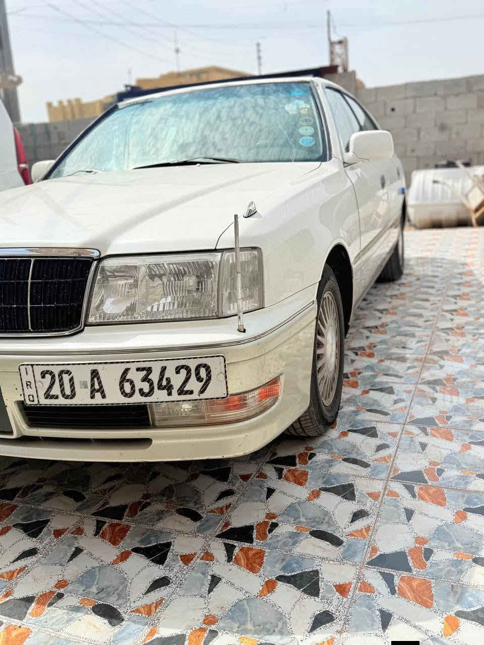 سلام عليكم للبيع
راس الثور فلات قرار 48 
مديل 1999 كرستال اصل
رقم ديالى انكليزي شرط التحويل
كفاله عامه من الكص ونقل جثه ولصبغ 
مكينه وكير جدد فيفيتي فيشه وبطل
تبريد شغال 
مكان الناصريه 
رقم ***********
