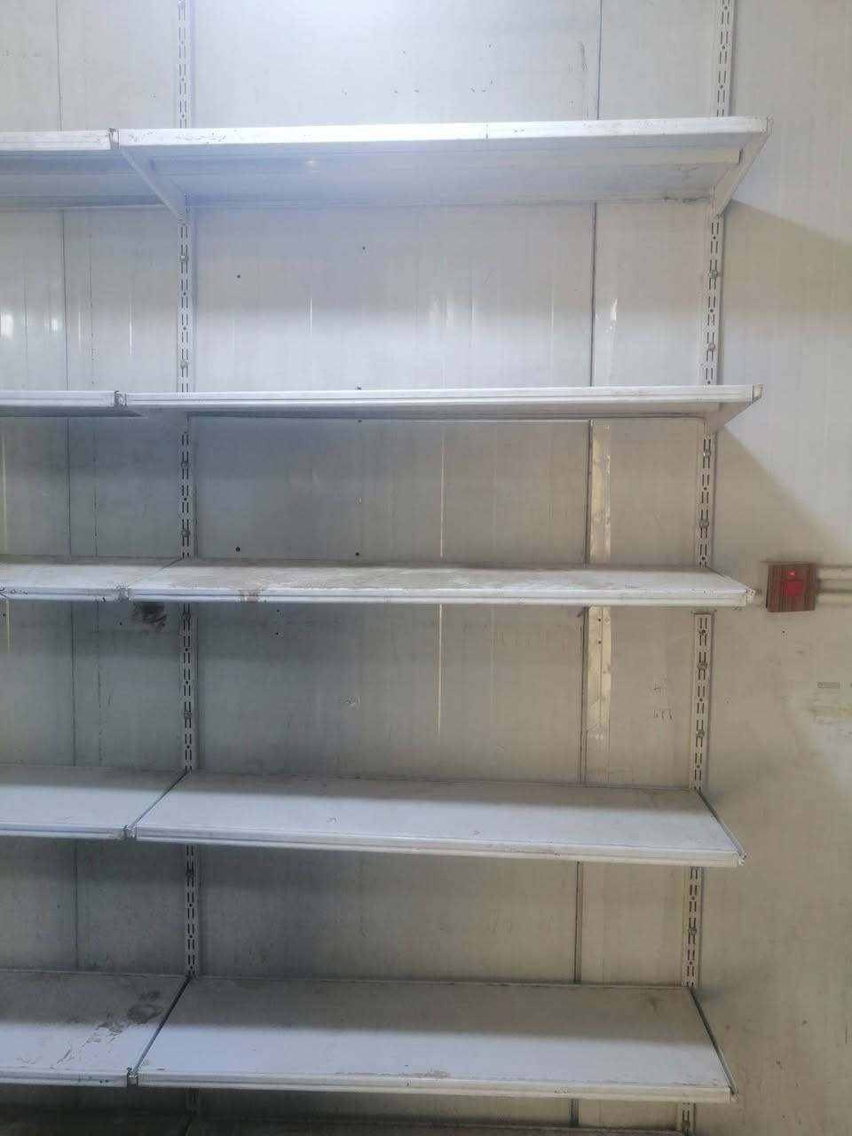عارضات بطحية • ٢ عارضة • رفوف ٣٠ قطعة