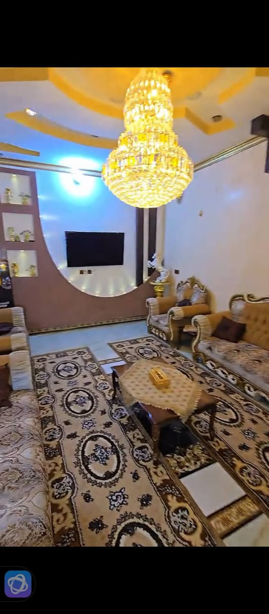 النعمانية • بيت فاخر • واجهة ١٦م