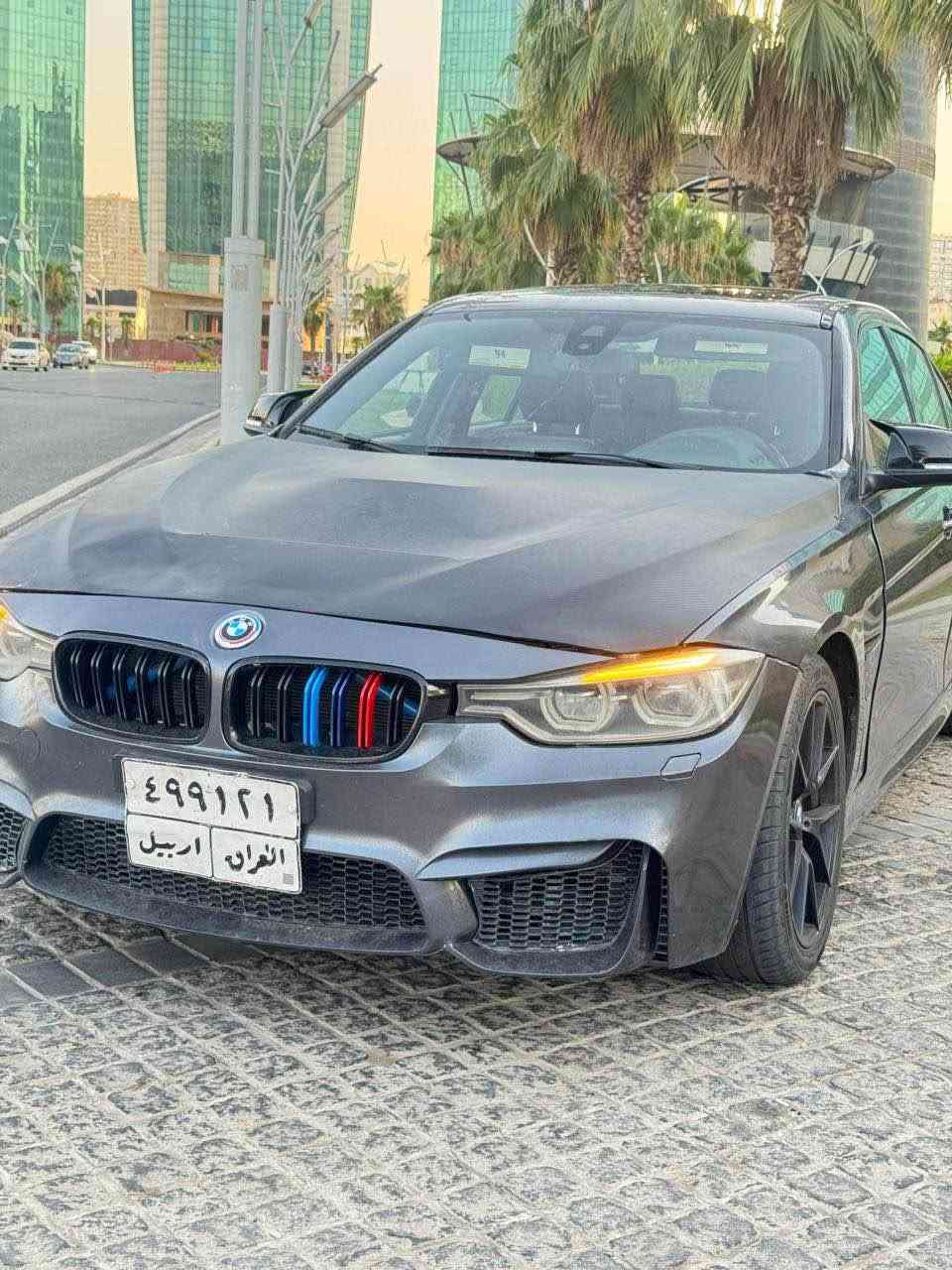 سلام علیکم
BMW 330XI
عام سبغ 
لێدران پێشی لای سایەقی هەیەتی
فول مواسفات
شریکە عروش 
فول دەسکاری و جوانکاری کراوە سیارەکە
گێڕ مەکیمە تەبرید تەقە ڕەقە بەشەرت
٢٤ گەڵا غرامەی لەسەرە
سعر ١٣٠ دوای مەعمەلە ٢٤ گەڵای غرامە بگێڕەوە

*********** أربيل, العراق
