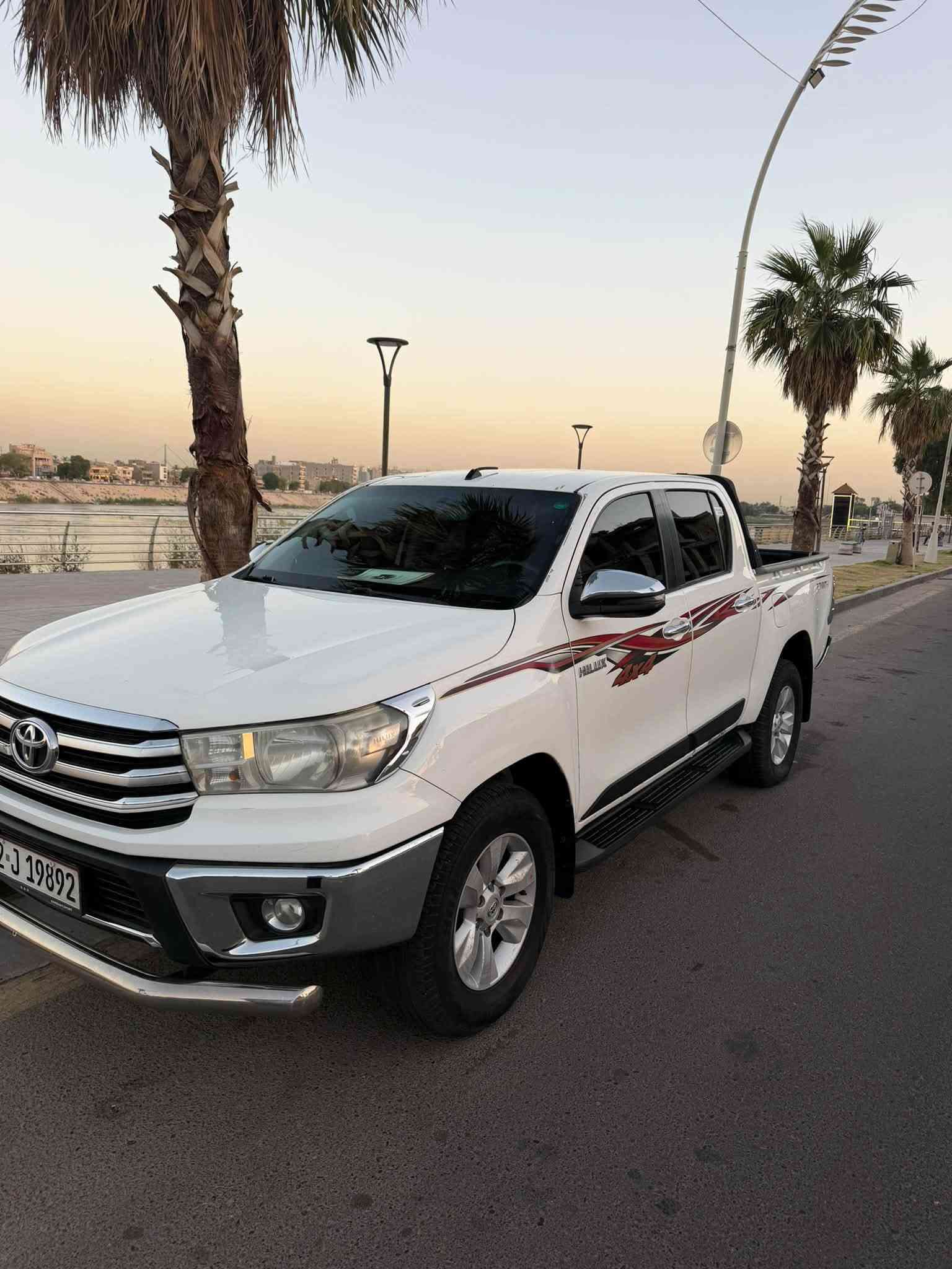 بيكم هايلكس ٢٠١٦ خليجي وكالة سيد نهرو ماشية ١٥٧ الف حقيقي مكفوله من الصبغ بيهة كم ملاحظة بسيطة جذاً للبيع المكان بغداد للاستفسار اكثر الاتصال ع رقم ***********
