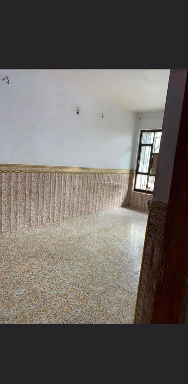 بيت لليجار البلديات تقاطع الكهرباء بيت مساحه 200 متر عل شارع العام بي تشجير 650 الف نهايته
"للاستفسار ***********
بيت لليجار البلديات تقاطع الكهرباء بيت مساحه 200 متر عل شارع العام بي تشجير 650 الف نهايته
