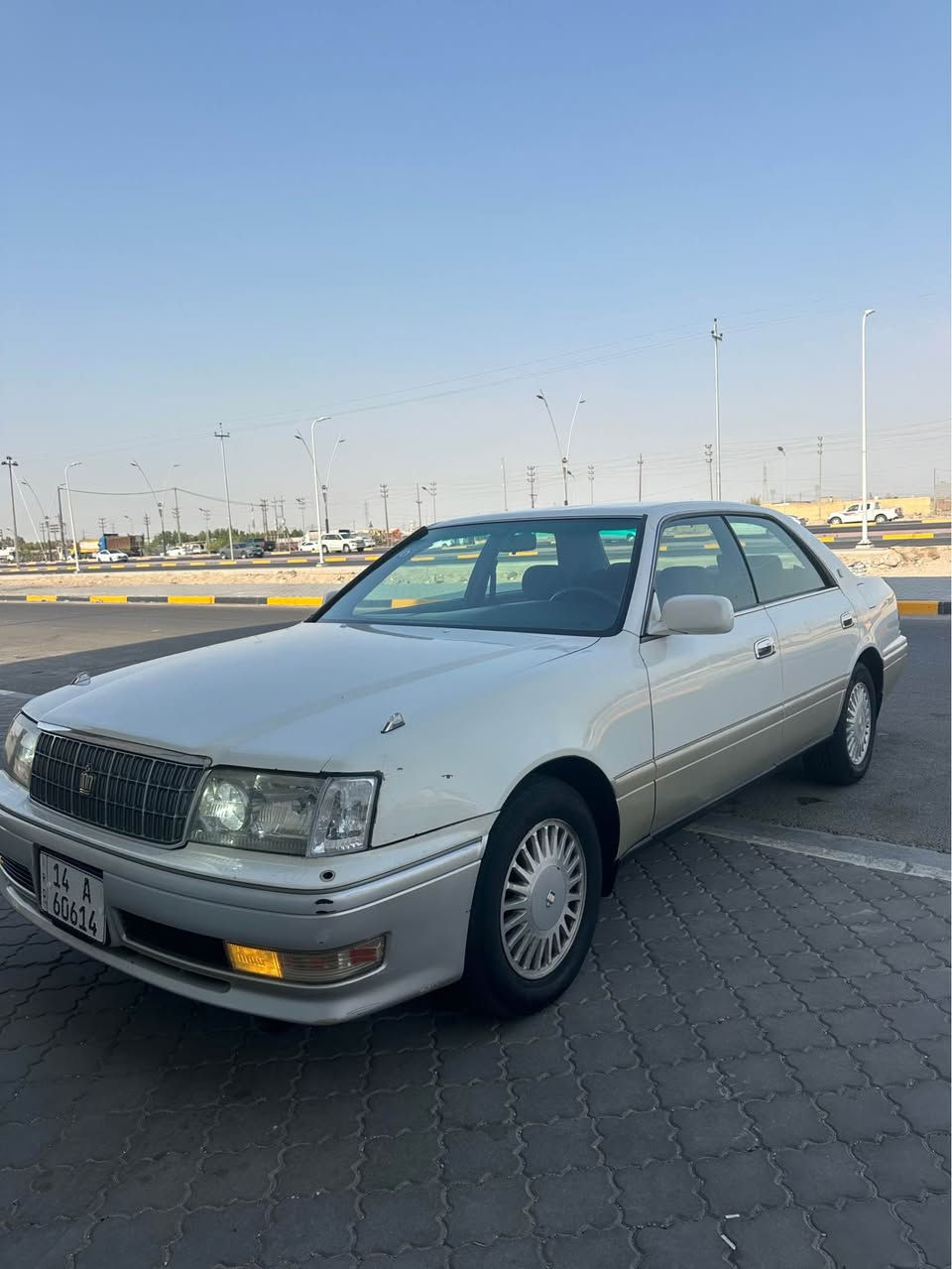 السلام عليكم.  للبيع. راس الثور. افلات مديل. 1997. رقم بصره. انكليزي. تحويل.  مكفوله. كص. ونقل جثه.  مكينه. ففيتي. تبريد ثلج. حداده. 80 بل 100. كهربئيات. عامه. 
طخم تاير.  كرستال. اصل.  دواخل. جدد.  السعر. جوه السوك. بلاش.  78 ورقه.   هاتف. ***********. البصرة, العراق
