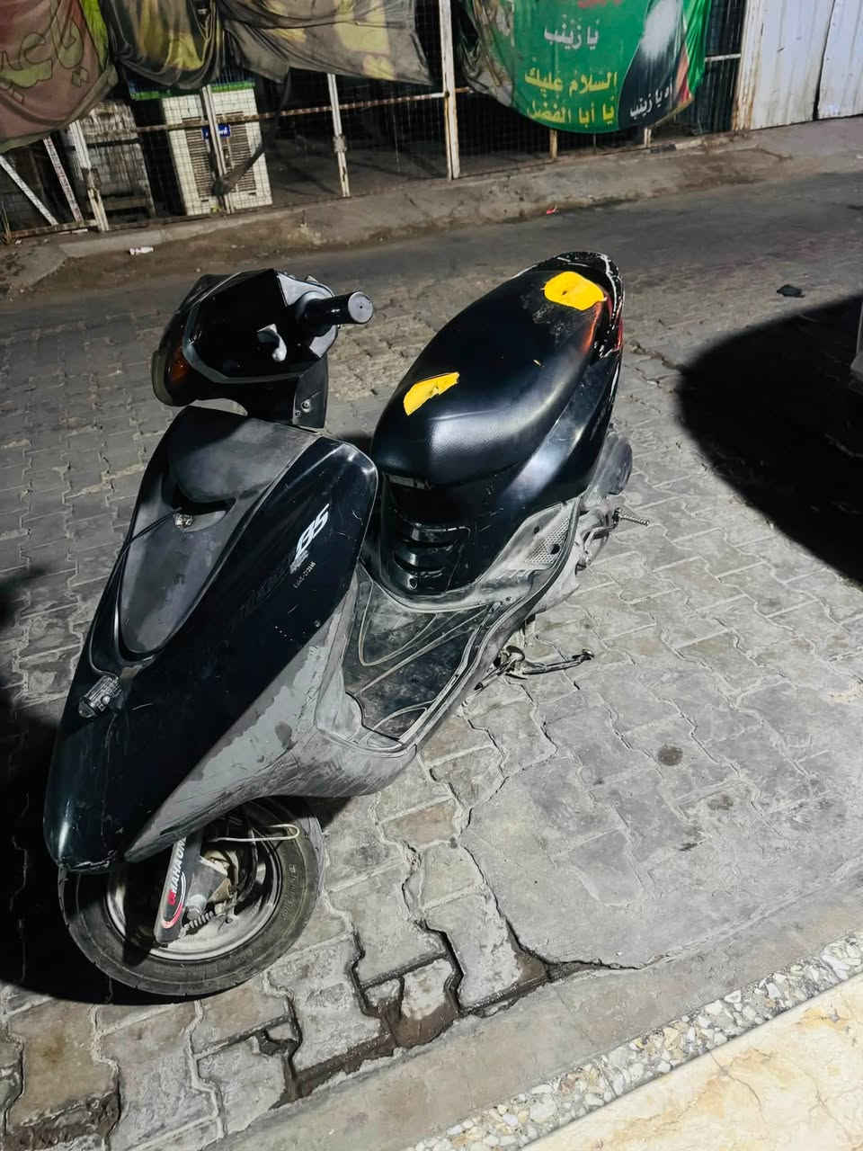 سلام عليكم بريز للبيع كفاله عامه ماعدى سلفر مايشتغل مكينه وكفر مكفوله 

اتصال ***********

السعر 700 وبيه مجال 
بغداد مدينه الصدر
