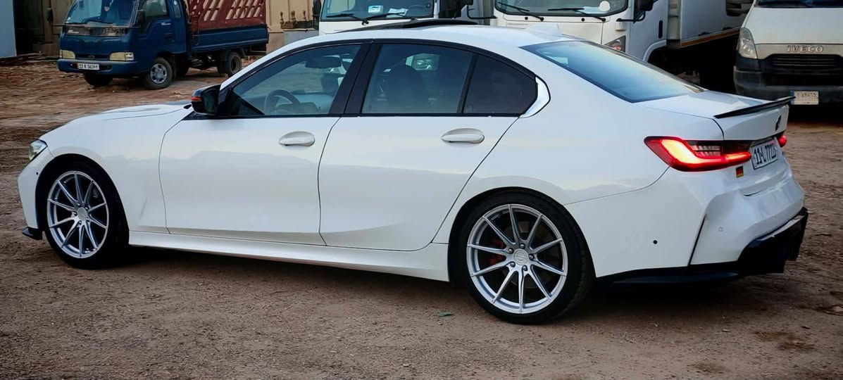 السلام عليكم bmw 2021.330i محرك 2000 توين تيربو ماشيه43الف رقم بغداد مميز حادث بنيد .جاملغ خلفي صبغ باب تبديل راس شواصي تصليح المواصفات فتحه .جلد كشن كعرباء تحكم استرين الايت عدسات لد زنون يصعد وينزل مري قلابات .اناره خارجيه اناره داخليه دعاميه بلاديه موجوده السعر خاص ***********..*********** بغداد, العراق
