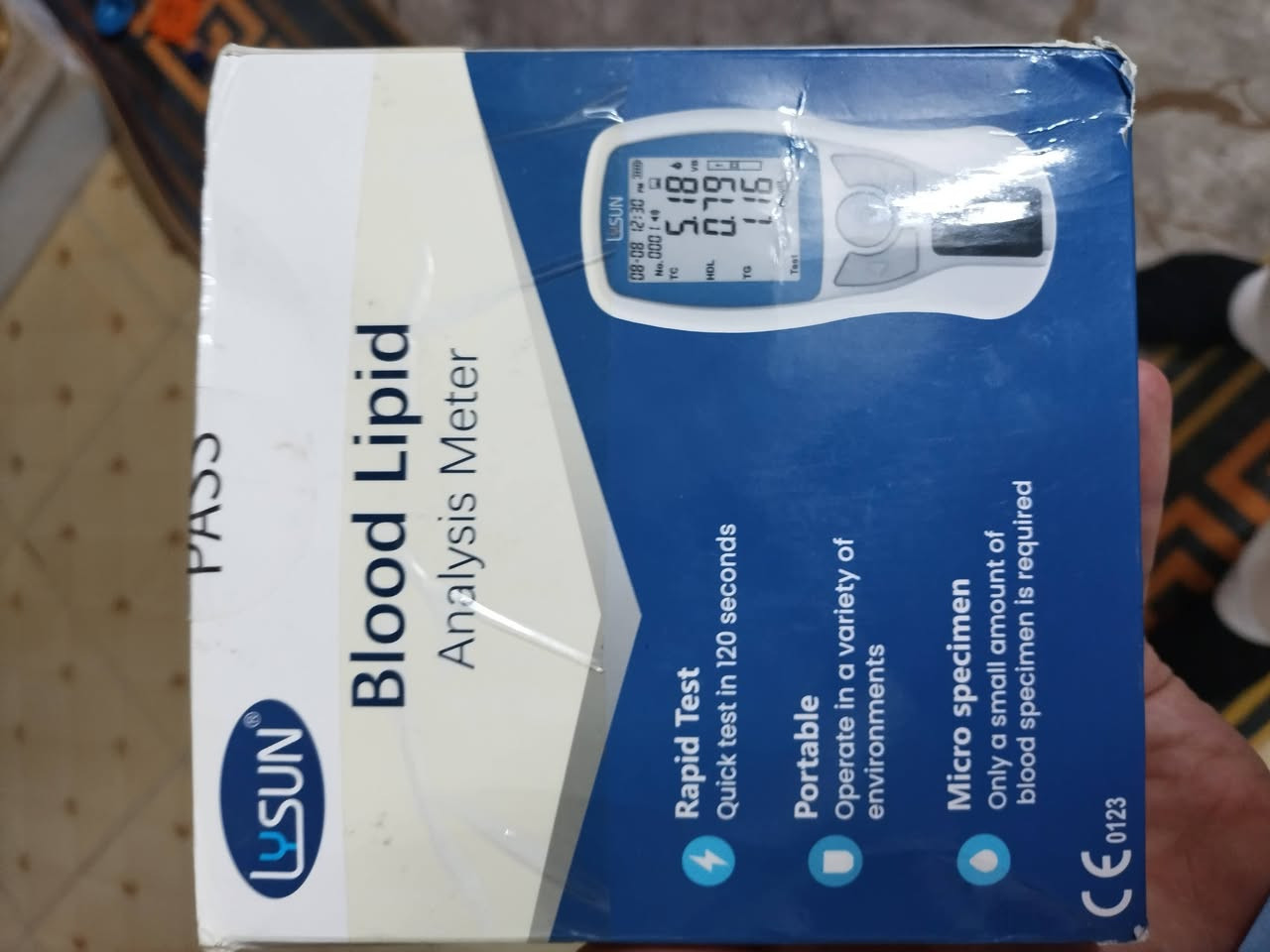 ---

**📣 جهاز فحص الدهون في الدم (Lysun Blood Lipid Analysis Meter) للبيع**

**الوصف والمواصفات:**

* **الماركة والموديل:** LYSUN (DPM-101)
* **الوظيفة:** جهاز متطور لفحص ومتابعة مستوى الدهون والكوليسترول في الدم بسهولة وسرعة في المنزل.
* **الفحوصات التي يقيسها:**
* الكوليسترول الكلي (TC)
* الكوليسترول الخبيث / المنخفض الكثافة (LDL)
* الكوليسترول النافع / العالي الكثافة (HDL)
* الدهون الثلاثية (TG)

* **الحالة:** ممتاز/جديد وبغلافه الأصلي.

💰 **السعر:** 60,000 دينار (60 ألف)
📞 **للتواصل والاستفسار:** يرجى المراسلة على الخاص 

---
