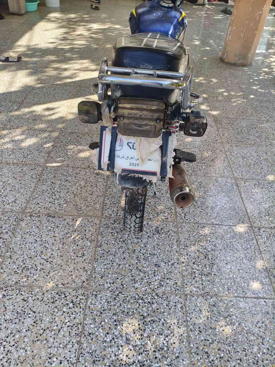 السلام عليكم دراجه لبيع موديل 2025مكفوله كفاله عامه مكينه برغي مافتوح بيهه (دراجه كله شركه) بس الدشبول طافي ويتصلح  السعر 775اوبيه مجال لشراي العنوان واسط الصويره***********
